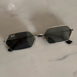 Ray-Ban Gold Frame Sunglasses with Dark Gray Lenses